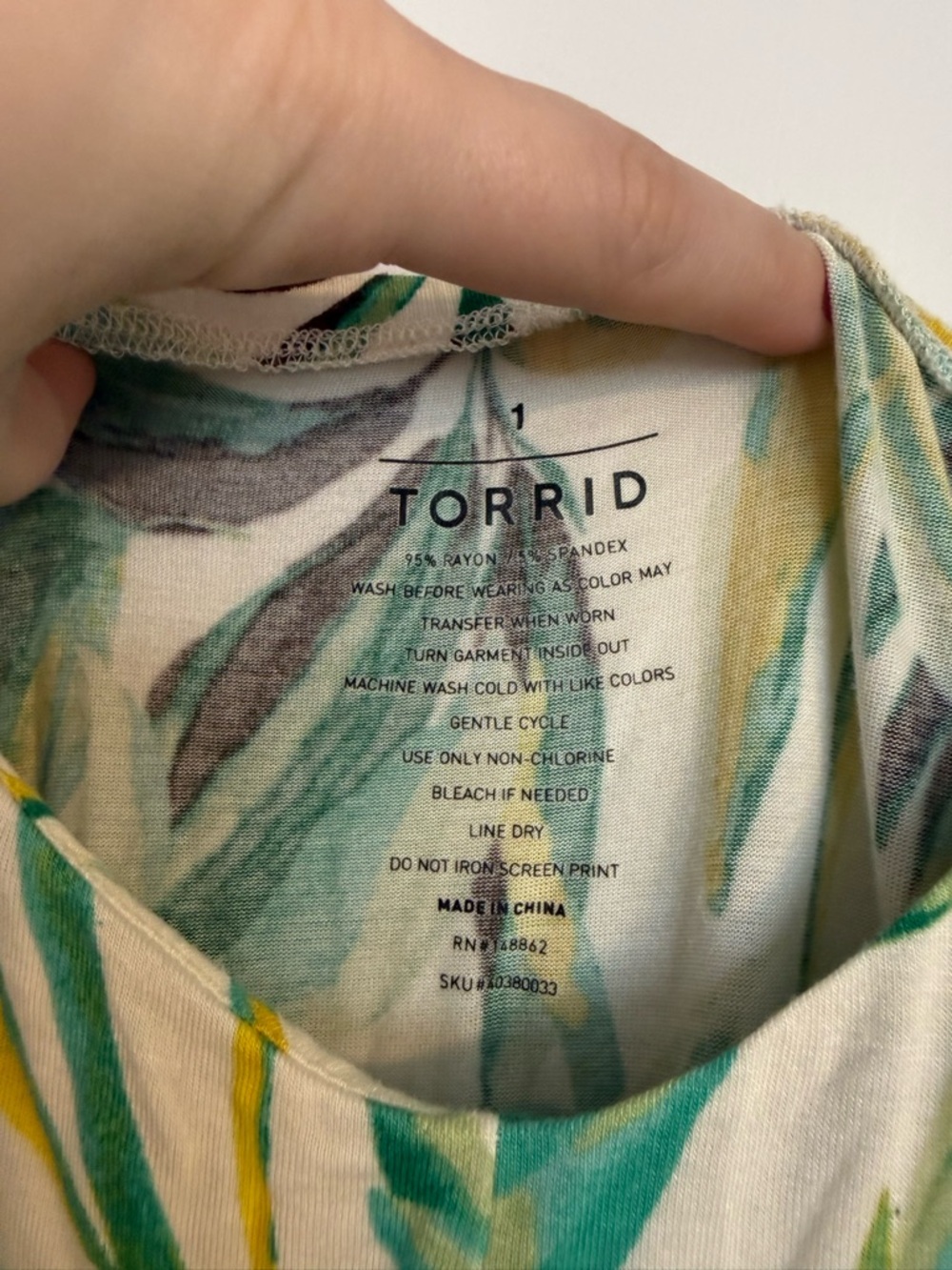 Torrid Green Leaf-Print Maxi Sundress 💚 - Picture 4 of 7